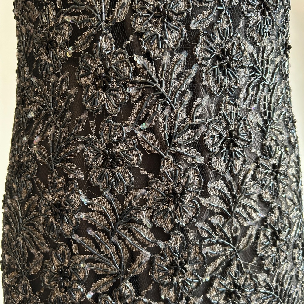 1990s Alexander McQueen Grey and Black Beaded Lace Midi Dress - Picture 8 of 10